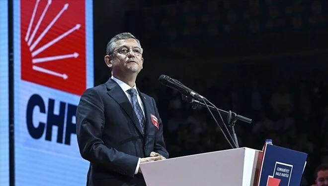 CHP lideri Özgür Özel’den adaylık yorumu!