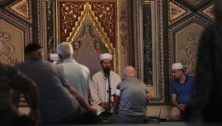 Türkiye’nin her yerinden Bursa’ya bu imamı dinlemeye geliyorlar