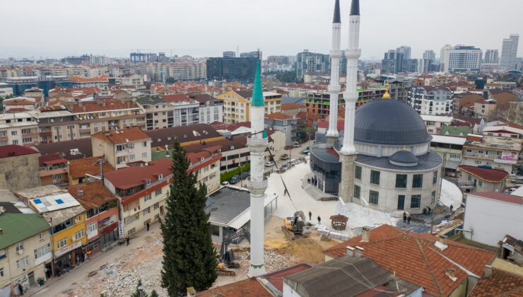 Bursa’da FETÖ’nün yıkılan okulunun yerinde yükselen yeni cami tamamlandı