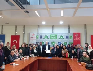 Bursa Hayat Hastanesi kadınları göz sağlığı konusunda bilgilendirdi