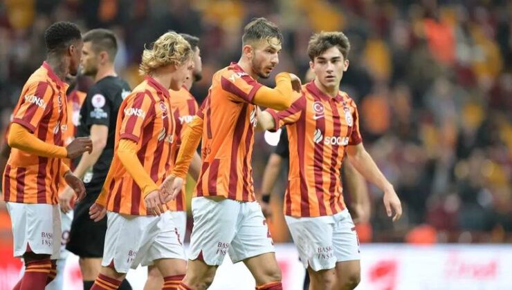 Galatasaray’da iki oyuncunun bileti kesildi!