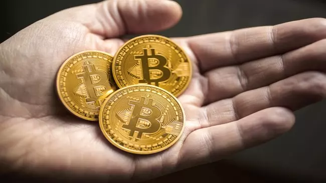 Yükseliş hız kesmiyor: Bitcoin 64 bin doları aştı