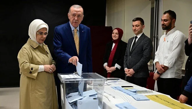 Erdoğan oyunu kullandı: Seçim yeni bir dönemin başlangıcı