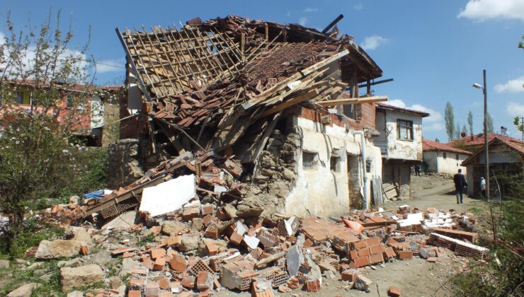 Tokat depreminden sonra Yozgat’ta 147 ev için hasar ihbarı yapıldı