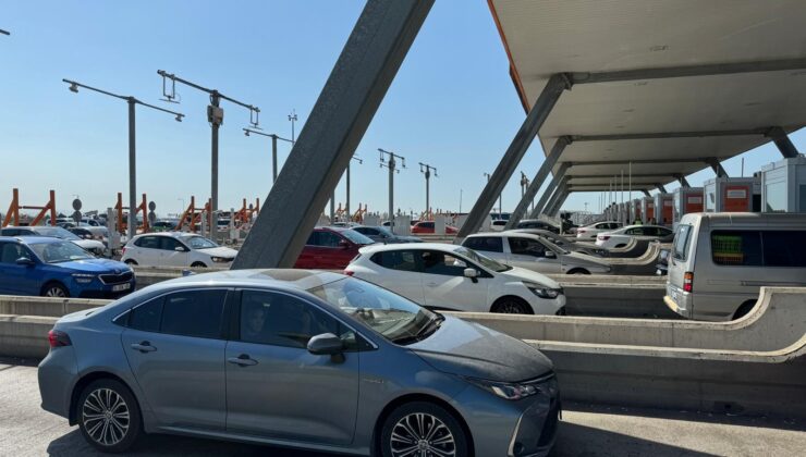 Osman Gazi Köprüsü’nde bayram tatili yoğunluğu