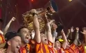 Rams Park’ta tarihi anlar! Şampiyon Galatasaray, 2 Kupa birden kaldırdı
