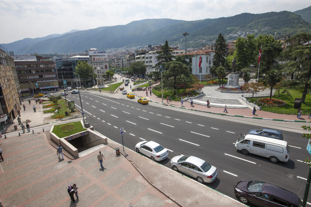 ATATURK CADDESI ASFALT TEMMUZ 2013 1