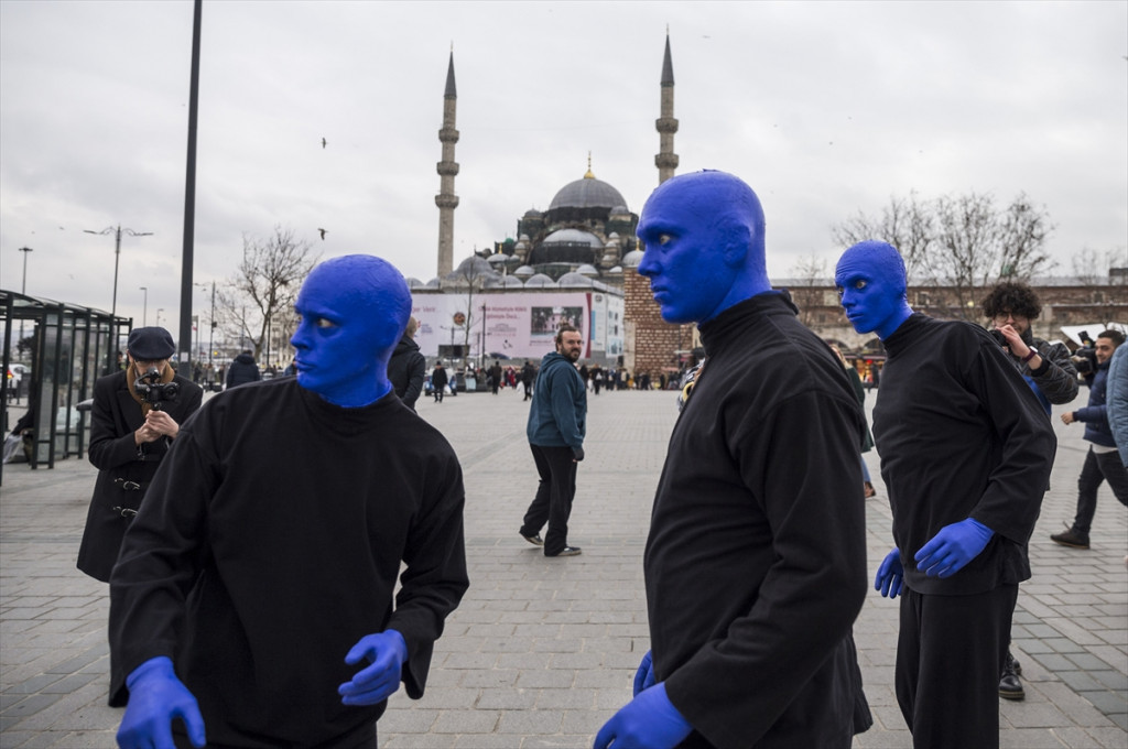 Blue Man Group’tan muhteşem gösteri